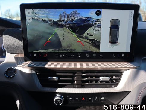 Used 2025 Ford Explorer Active image 21