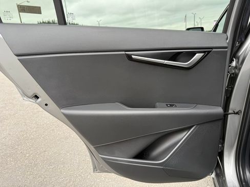 Certified 2024 Kia Niro LX FWD image 20