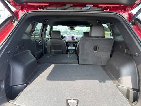 Used 2024 Chevrolet Blazer Premier AWD/4WD image 6