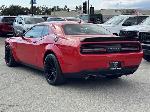 Certified 2021 Dodge Challenger R/T Scat Pack RWD image 4