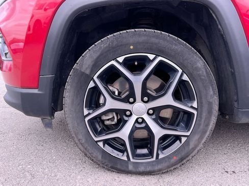Used 2024 Jeep Compass Limited AWD/4WD image 10