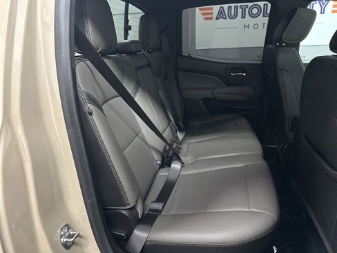 Used 2024 Chevrolet Colorado ZR2 w/ ZR2 Convenience Package III AWD/4WD image 20