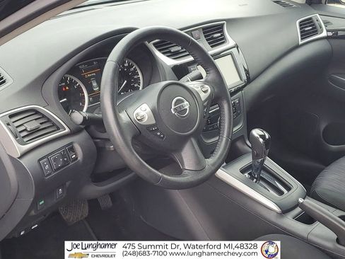 Used 2019 Nissan Sentra SV image 11