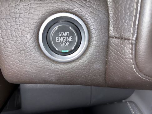 Used 2022 GMC Yukon Denali image 27