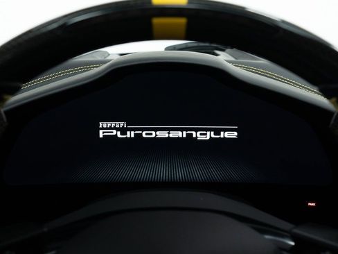 Used 2024 Ferrari Purosangue image 34