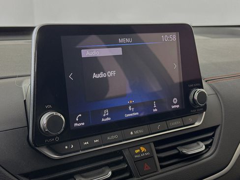 Used 2019 Nissan Altima 2.5 SR image 14