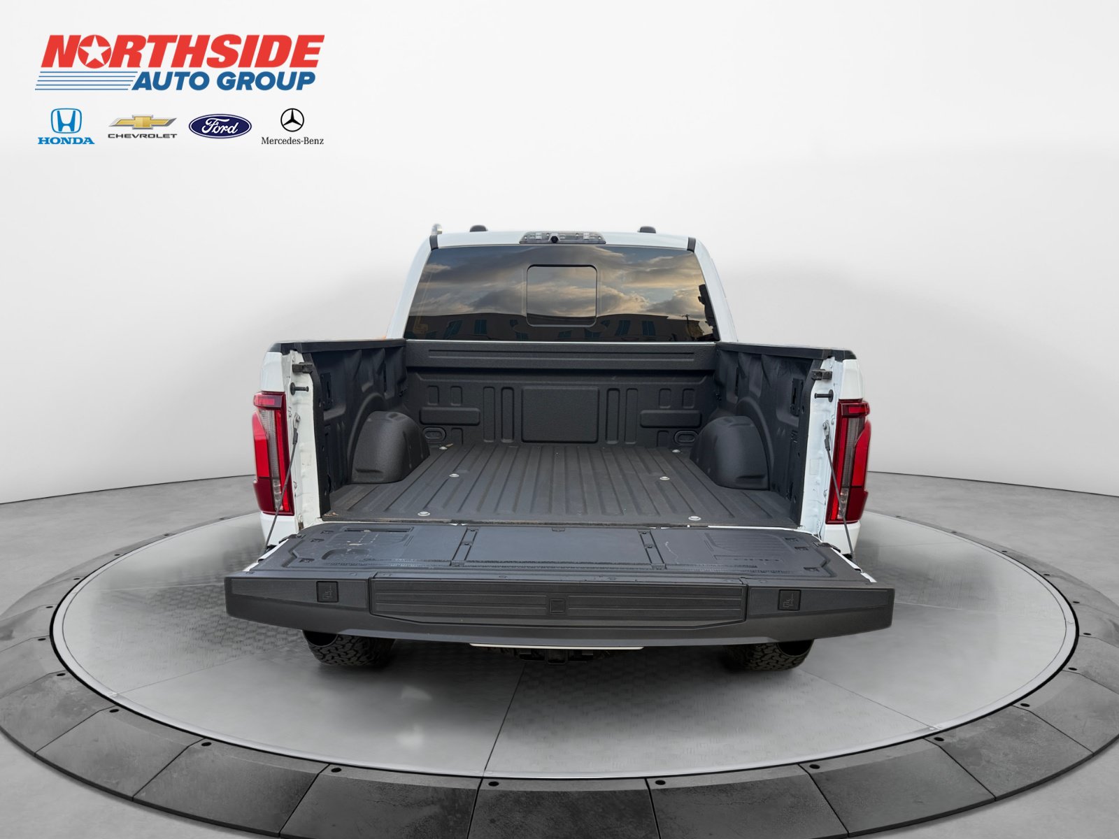 Certified 2024 Ford F150 Raptor AWD/4WD image 19