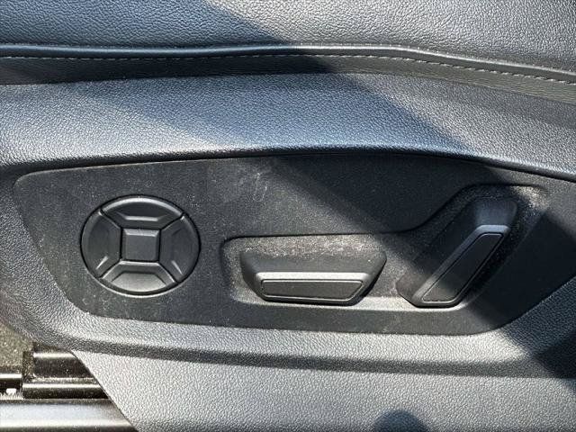 Used 2023 Audi Q7 3.0T Premium w/ Convenience Package AWD/4WD image 14