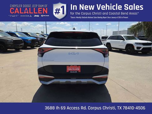 Used 2023 Kia Sportage EX FWD image 13