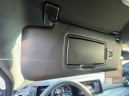 Used 2020 Mercedes-Benz E 350 Sedan image 23