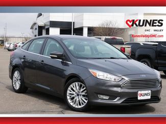 Used 2017 Ford Focus Titanium video 1