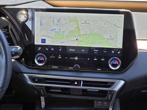 Used 2025 Lexus RX 350 Premium w/ Accessory Package (Z1) FWD image 12