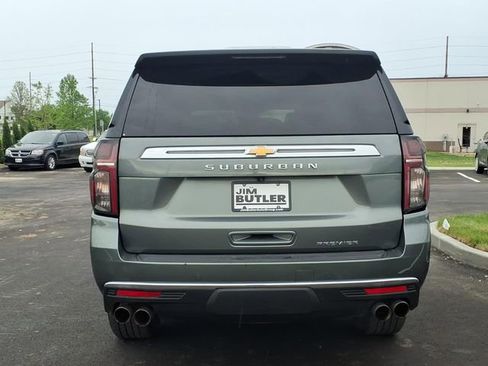 Used 2023 Chevrolet Suburban Premier AWD/4WD image 26