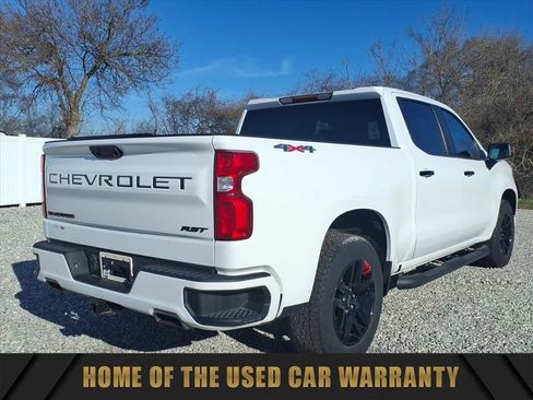 Used 2023 Chevrolet Silverado 1500 RST w/ Redline Edition AWD/4WD image 9