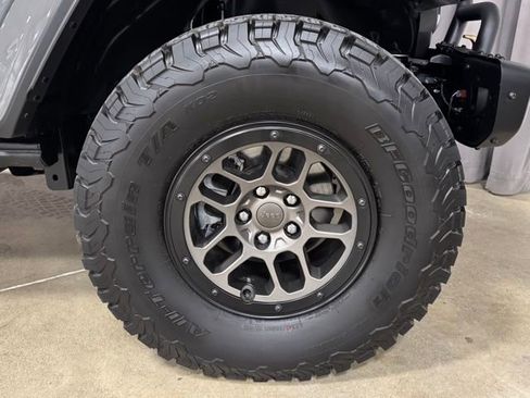 Used 2023 Jeep Wrangler Unlimited Rubicon 392 image 42