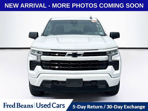 Used 2022 Chevrolet Silverado 1500 RST AWD/4WD image 2