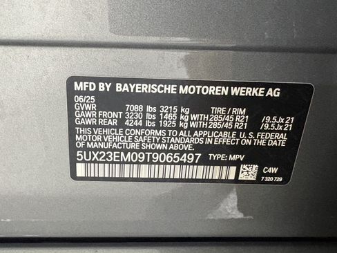 Certified 2026 BMW X7 xDrive40i w/ M Sport Package AWD/4WD image 34