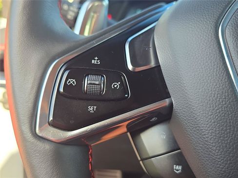Used 2021 Chevrolet Corvette Stingray Preferred Cpe w/ Z51 Performance Package RWD image 19