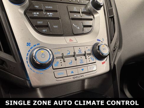 Used 2016 Chevrolet Equinox LT image 8