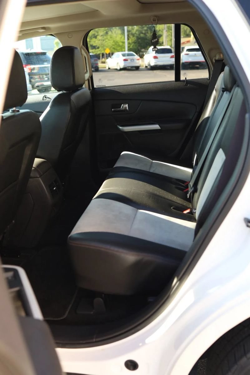Used 2014 Ford Edge SEL w/ Equipment Group 205A AWD/4WD image 28