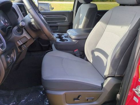 Used 2024 RAM 2500 Big Horn w/ Bed Utility Group image 11