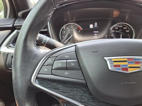 Used 2023 Cadillac XT5 Premium Luxury FWD image 29