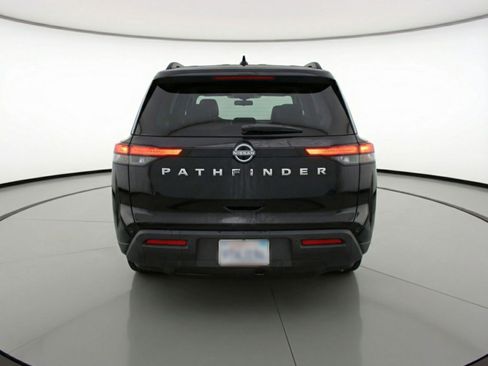 Used 2025 Nissan Pathfinder SV image 7