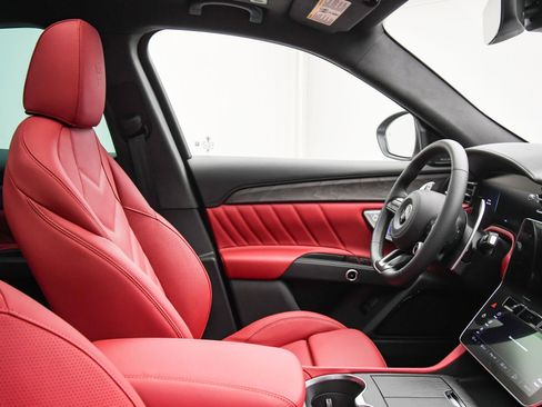 New 2026 Maserati Grecale Modena image 46