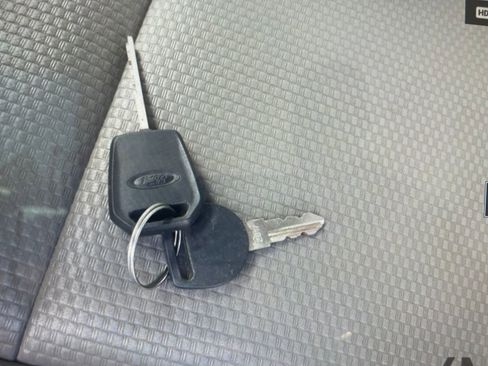 Used 2017 Ford F350 XL RWD image 7