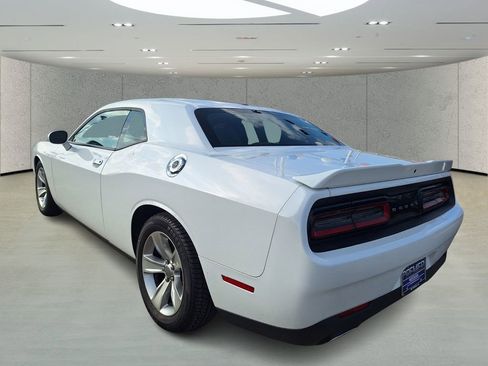 Used 2022 Dodge Challenger GT image 4
