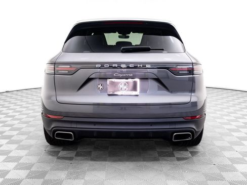Certified 2023 Porsche Cayenne image 10