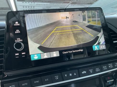 New 2026 Honda Odyssey EX-L image 17