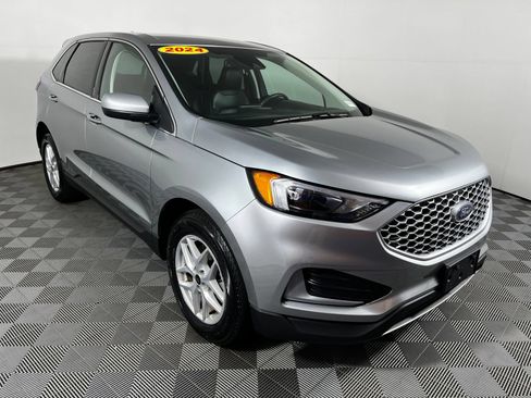 Used 2024 Ford Edge SEL AWD/4WD image 3
