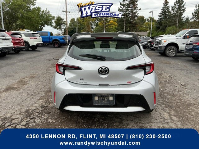 Used 2025 Toyota Corolla SE w/ SE Package FWD image 8