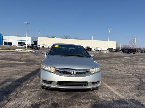 Used 2011 Honda Civic LX image 3