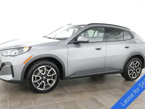 Used 2025 BMW X2 xDrive28i w/ Technology Package AWD/4WD image 2