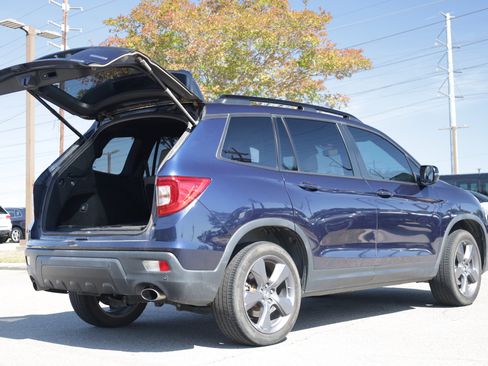 Used 2021 Honda Passport Touring image 4