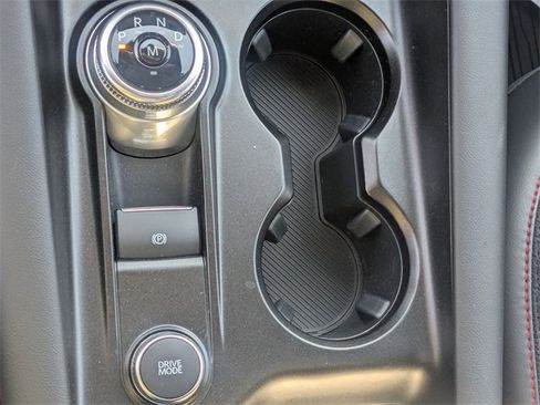 Used 2025 Ford Explorer ST image 21