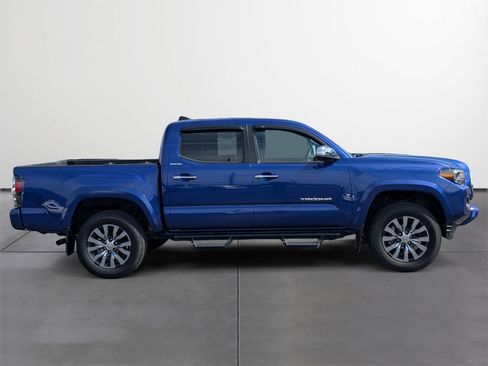 Used 2023 Toyota Tacoma Limited image 7