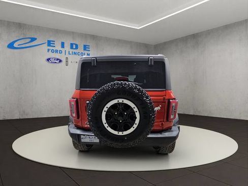 Certified 2023 Ford Bronco Badlands w/ Sasquatch Package AWD/4WD image 6