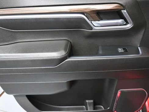 Used 2022 Chevrolet Silverado 1500 LT image 19