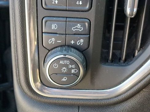 Certified 2021 Chevrolet Silverado 1500 LT Trail Boss w/ Convenience Package II image 25