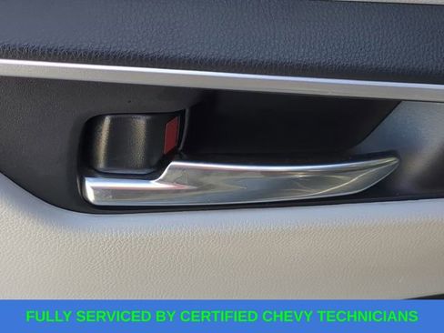 Used 2022 Toyota RAV4 XLE image 36