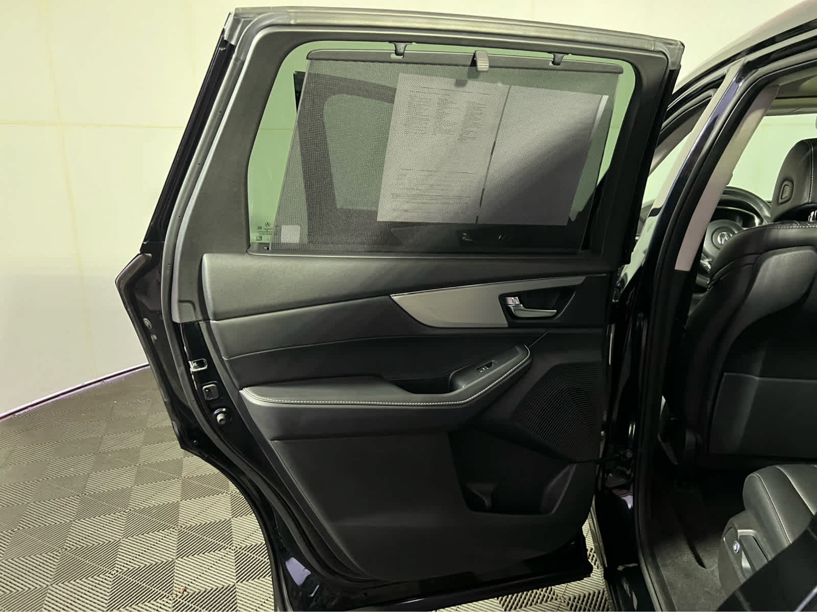 Certified 2024 Acura MDX w/ Technology Package AWD/4WD image 27