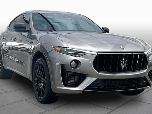 Used 2022 Maserati Levante Modena AWD/4WD image 3