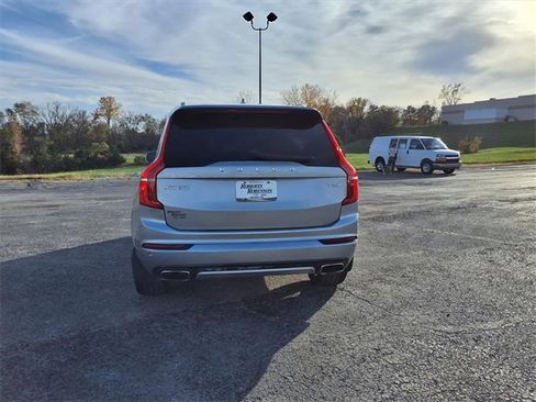 Used 2019 Volvo XC90 T5 R-Design w/ Advanced Package image 15