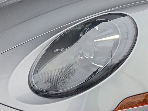 Used 2024 Porsche 911 Carrera 4 GTS image 24