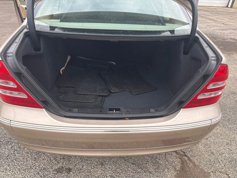 Used 2001 Mercedes-Benz C 320 Sedan image 15