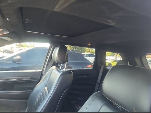 Used 2020 Jeep Grand Cherokee Limited X AWD/4WD image 7