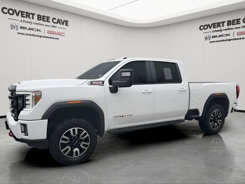 Used 2023 GMC Sierra 2500 AT4 w/ AT4 Preferred Package image 4